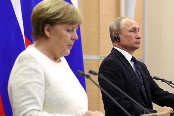 Kreml: Putin i Merkel omówili tranzyt gazu przez Ukrainę i Nord Stream 2