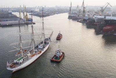 Dar Pomorza ponownie w Gdańskiej Stoczni Remontowa SA [VIDEO]