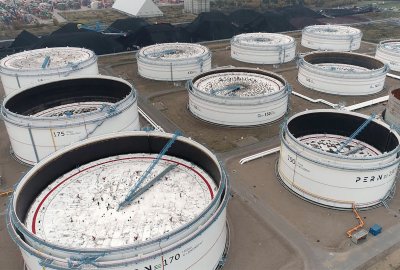 Nowe zbiorniki ropy PERN wzmacniają suwerenność energetyczną Polski [WID...