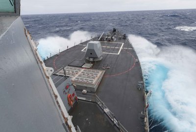 Chińskie MSZ protestuje przeciwko okrętom USA na Morzu Południowochiński...