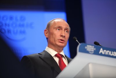 Putin: flota Rosji ma być w 70 proc. wyposażona w nowoczesne uzbrojenie...