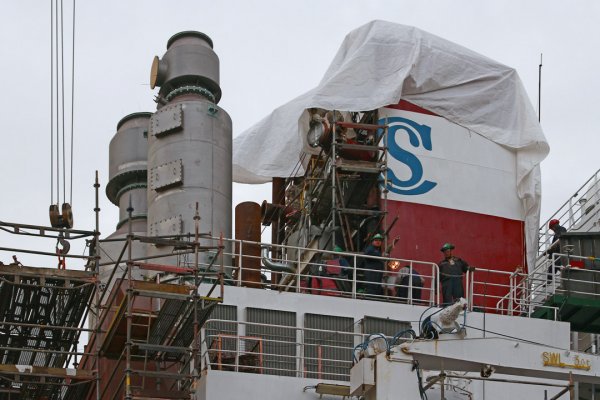 IMO: od początku roku siedmiokrotnie mniej siarki w paliwach dla statków