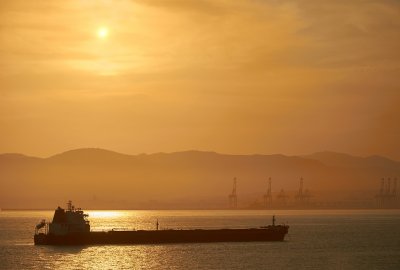 Iran zatrzymał statek służący do przemytu paliw płynnych