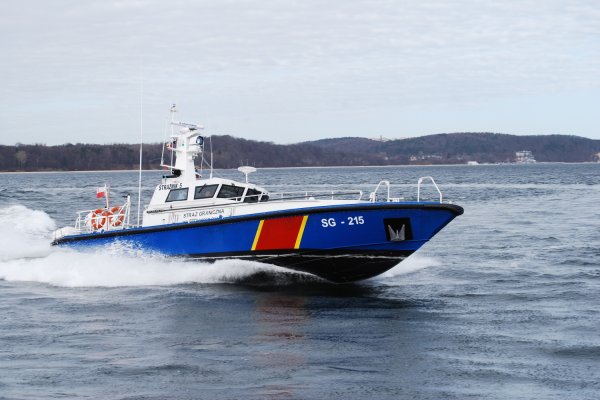 Akcja poszukiwawcza na Zatoce Gdańskiej. Z jachtu miała wypaść kobieta