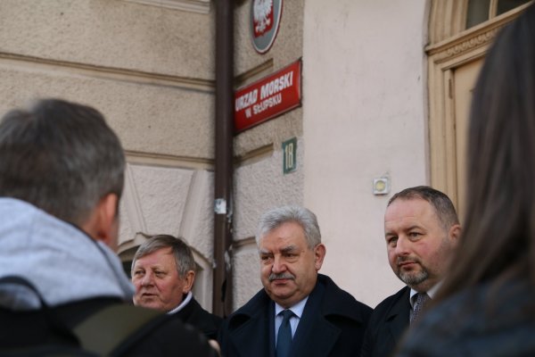 Senator Kazimierz Kleina za przesunięciem likwidacji Urzędu Morskiego w Słupsku