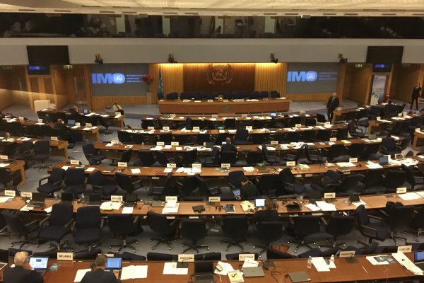 Koronawirus a podmiana załogi. IMO publikuje protokół