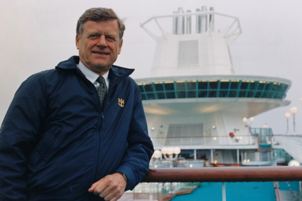Zmarł założyciel Royal Caribbean Cruises