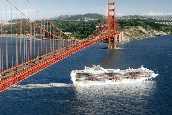 Statek z Polakami na pokładzie oraz z zakażonymi koronawirusem zawinął do portu w Oakla...