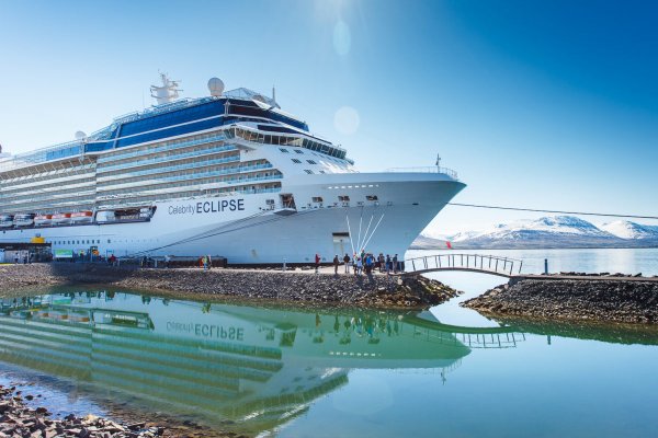 W portach Islandii odwołanych już 26 zawinięć wycieczkowców