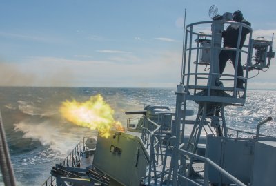 ORP Grom podczas ćwiczeń na wodach Zatoki Gdańskiej ORP Grom