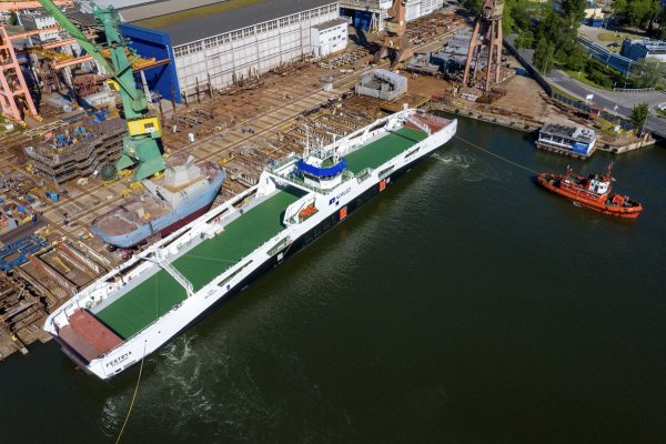 Pierwszy z czterech promów elektrycznych dla Norleda wypłynął w morze [VIDEO]