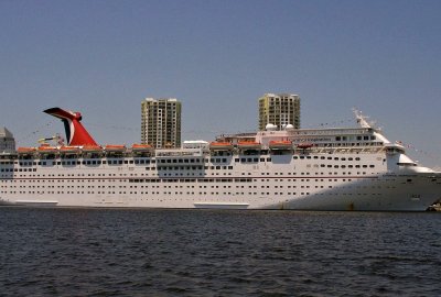 Carnival Inspiration (Fot.: Wikimedia Commons) Kolejny statek Carnival Corporation zostanie poddany recyklingowi
