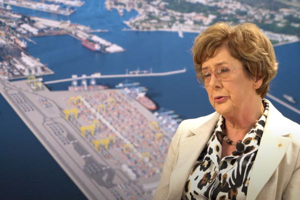 Julita Maciejewicz-Ryś o roli swojego dziadka, Eugeniusza Kwiatkowskiego w budowie Port...