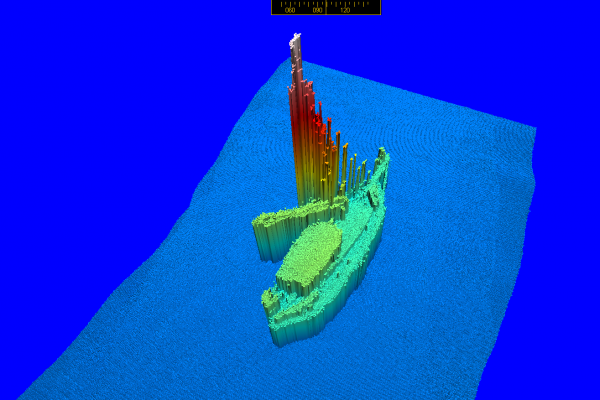 Podjęto wrak jachtu zalegającego na wysokości Orłowa