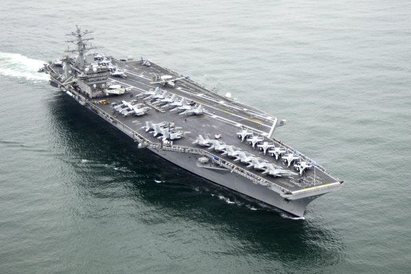 Chińskie manewry na Morzu Południowochińskim, USA wysyłają lotniskowce na ćwiczenia...