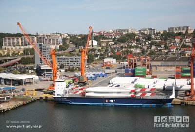 Fot.: Tadeusz Urbaniak / Port Gdynia SA Port Gdynia portem instalacyjnym polskich farm wiatrowych na Bałtyku