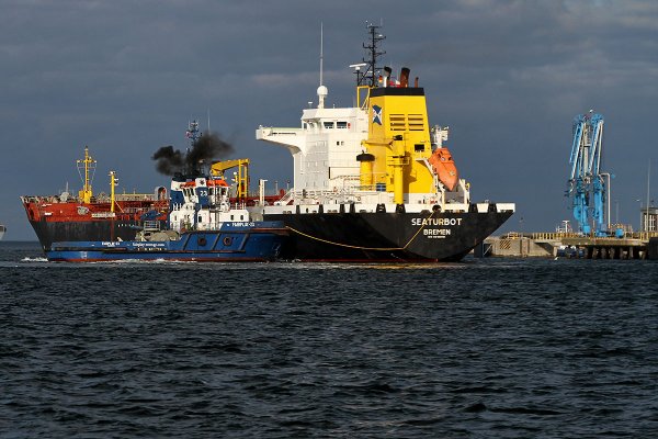 Rekordowe wyniki przeładunków paliw płynnych w Porcie Gdynia