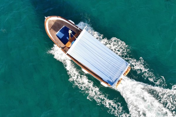 Arabia Saudyjska: Straż przybrzeżna zmusiła irańskie łodzie do opuszczenia wód terytori...