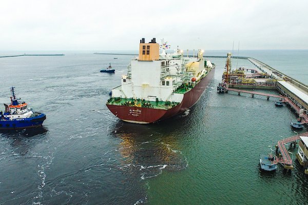 Terminal LNG w Świnoujściu zarezerwowany w 100%