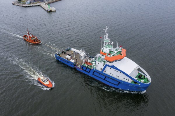 Zodiak II ze stoczni Remontowa Shipbuilding na próbach morskich! [VIDEO]