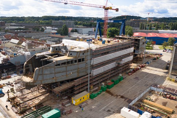 Postęp prac na czwartym z serii promie dla BC Ferries