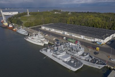 Okręty NATO w gdańskim porcie ORP Kormoran przywitał jednostki NATO