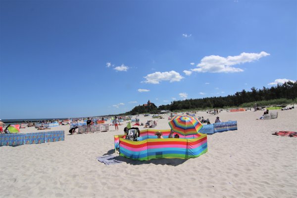 Pomorskie: Czynne wszystkie nadmorskie kąpieliska, zamknięte dwa nad jeziorami