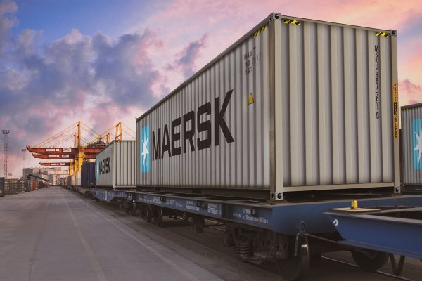 Stałe połączenie Maerska z Azji do Europy