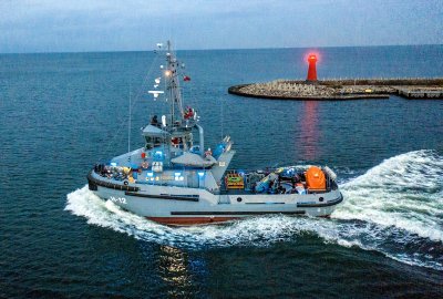 Remontowa Shipbuilding przekazała Marynarce Wojennej czwarty holownik [V...