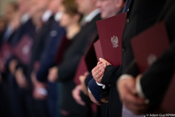 Prezydent w poniedziałek dokona zmian w składzie Rady Ministrów