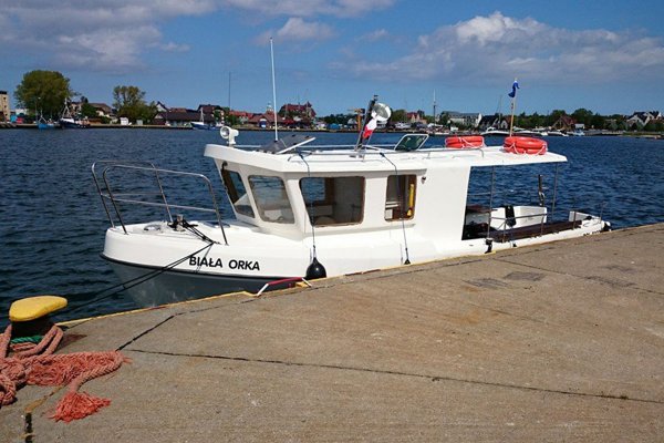 Akcja służby SAR i Państwowej Straży Pożarnej na Zatoce Puckiej - zaginął nurek