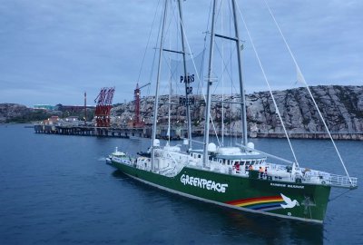 Aktywiści z Greenpeace blokują dostęp do rafinerii w Lysekil [VIDEO]