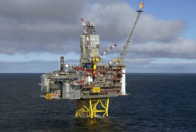 Platforma wydobywcza z pola Kvitebjorn PGNiG objęło udziały w dwóch złożach na szelfie norweskim