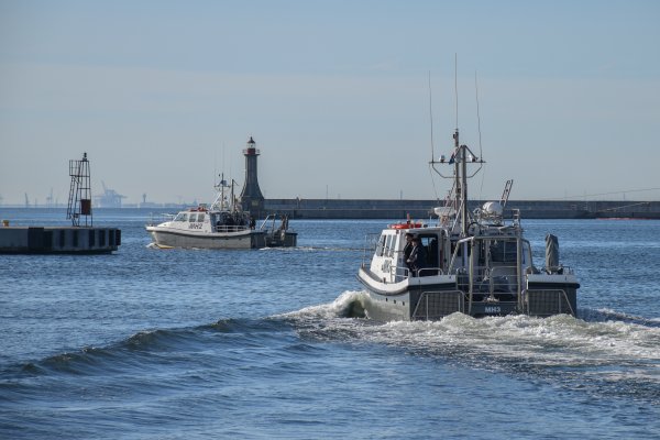 Motorówki Hydrograficzne na Zatoce Puckiej
