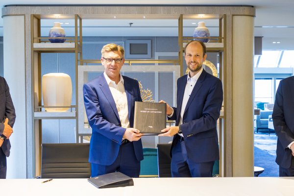 Stocznia Meyer Werft przekazała wycieczkowiec z polskim udziałem w projekcie