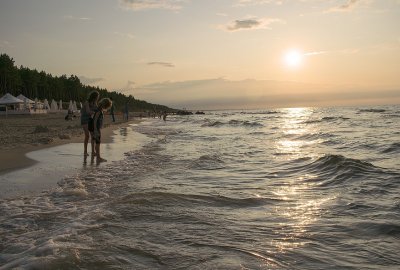 Kąpielisko w Stegnie (Fot.: Pixabay) Zakwit sinic nad Bałtykiem, nieczynne kąpieliska