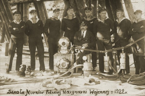 Nadanie pośmiertnej nominacji oficerskiej bosmanowi Siei