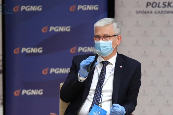 Na konferencji w Rzeszowie: wodór paliwem przyszłości, morska energetyka wiatrowa