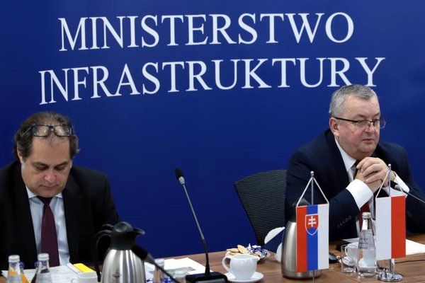 Rozmowy ministrów transportu państw Grupy Wyszehradzkiej o europejskim transporcie