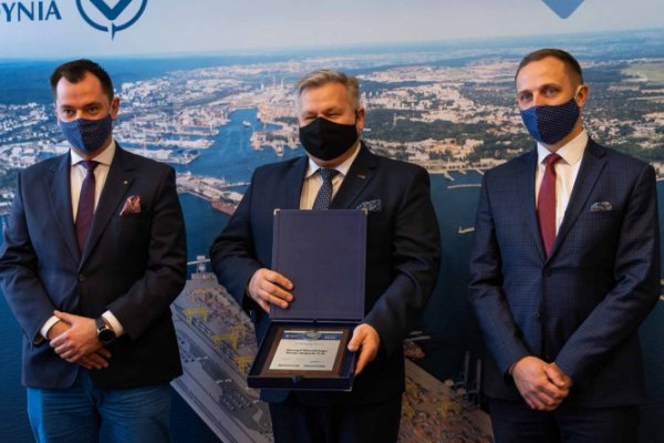 Port Gdynia SA z nagrodą 