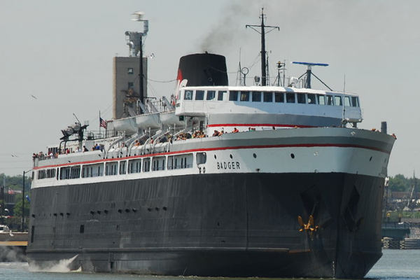 Interlake kupuje ostatnie na świecie promy opalane węglem