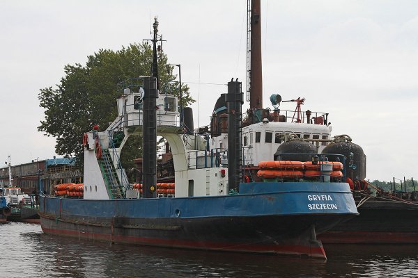 Historyczny prom Gryfia został wycofany z przetargu