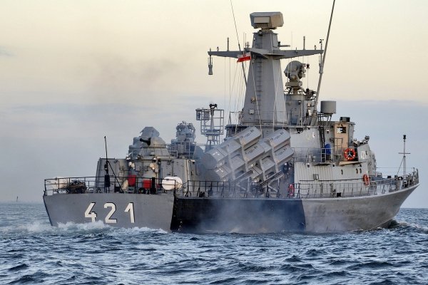 Saab podpisał umowę wsparcia radarów Sea Giraffe AMB na okrętach MarynarkiWojennej RP...