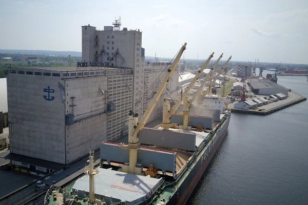Kolejny miesiąc ze wzrostem w zespole portów Szczecin-Świnoujście