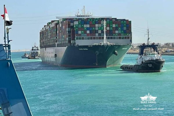 Rozładowanie zatoru w Kanale Sueskim zajmie do czterech dni