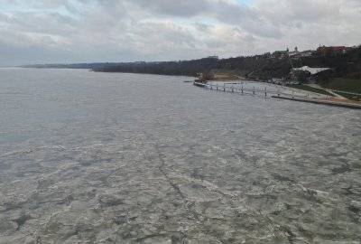 Sytuacja na Wiśle w Płocku (Fot.: RZGW w Warszawie) Nie ma warunków do prowadzenia lodołamania na Wiśle w rejonie Płocka