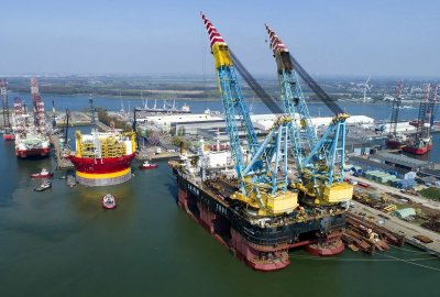Damen likwiduje 125 miejsc pracy w stoczniach remontowych w Rotterdamie