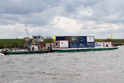 Rejs kontenerowy z Portu Gdańsk do Chełmna