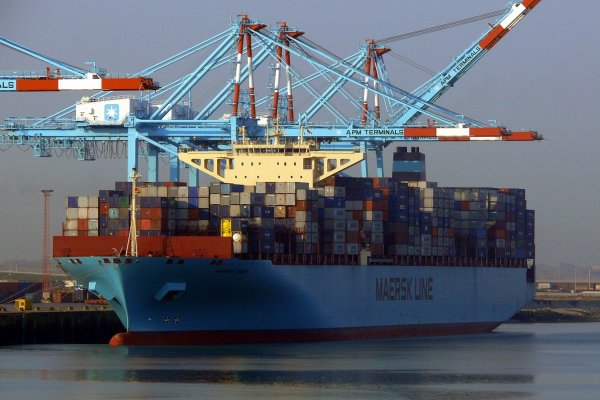 Maersk Essen stracił ponad 700 kontenerów