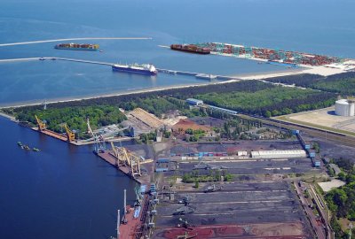 Fot.: ZMPSiŚ SA Terminal Kontenerowy. Odrą z Górnego Śląska do Świnoujścia